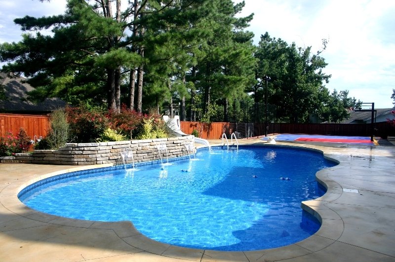 Modern Geometric Pool with Water Features